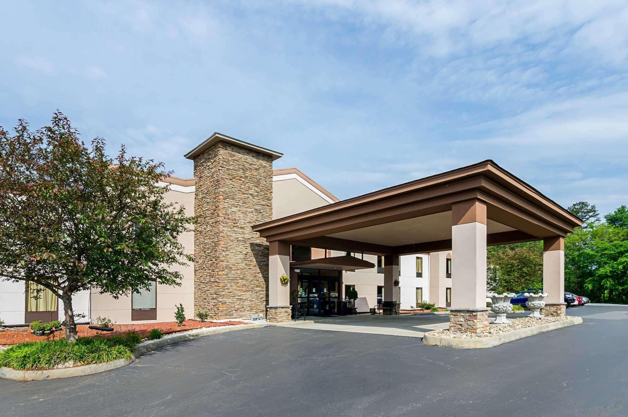 Quality Suites Altavista - Lynchburg South エクステリア 写真