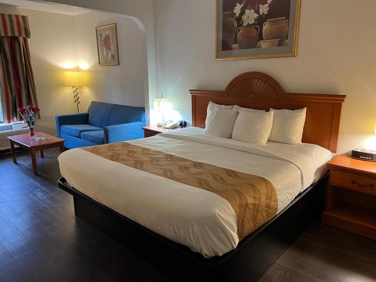 Quality Suites Altavista - Lynchburg South エクステリア 写真