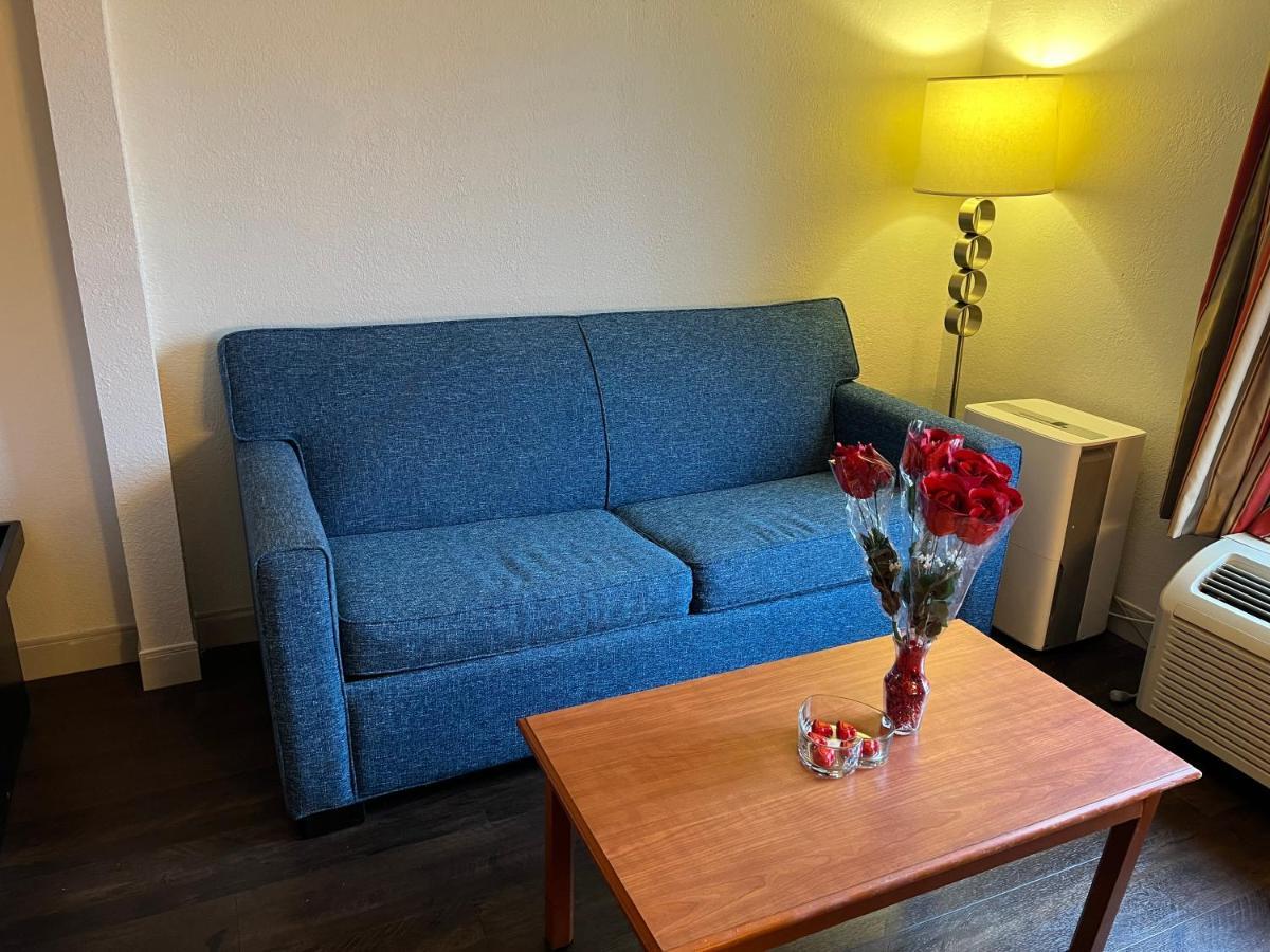 Quality Suites Altavista - Lynchburg South エクステリア 写真