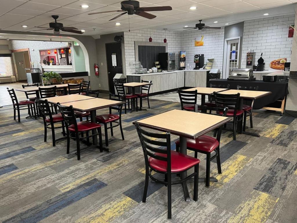 Quality Suites Altavista - Lynchburg South エクステリア 写真